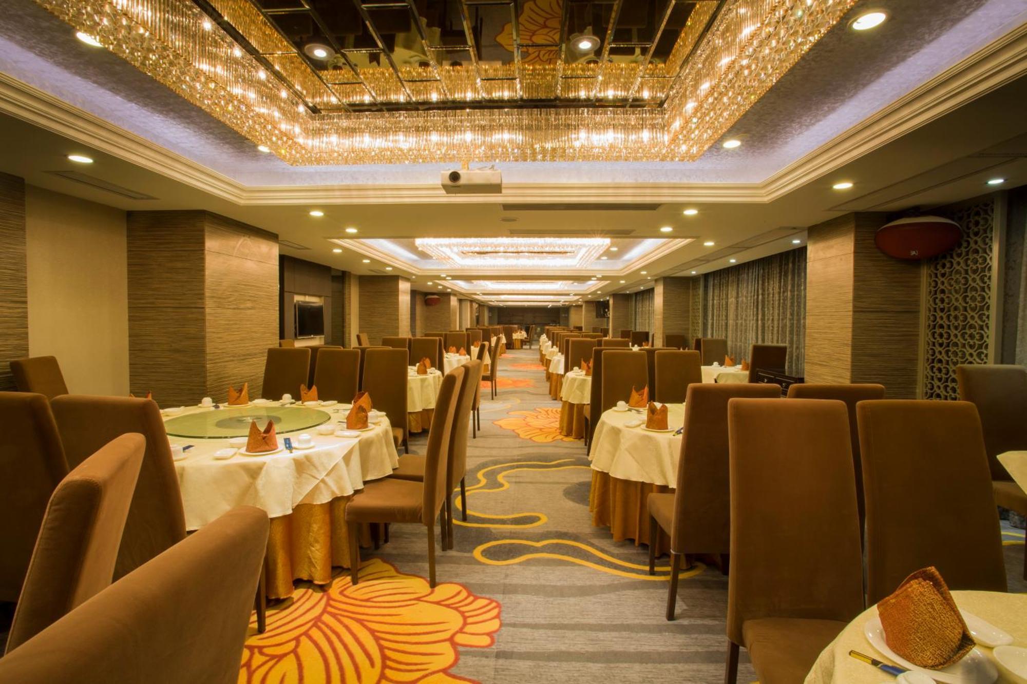 La Perle International Hotel - Free Shuttle Between Hotel And Exhibition Center During Canton Fair & Exhibitor Registration Counter Exteriér fotografie