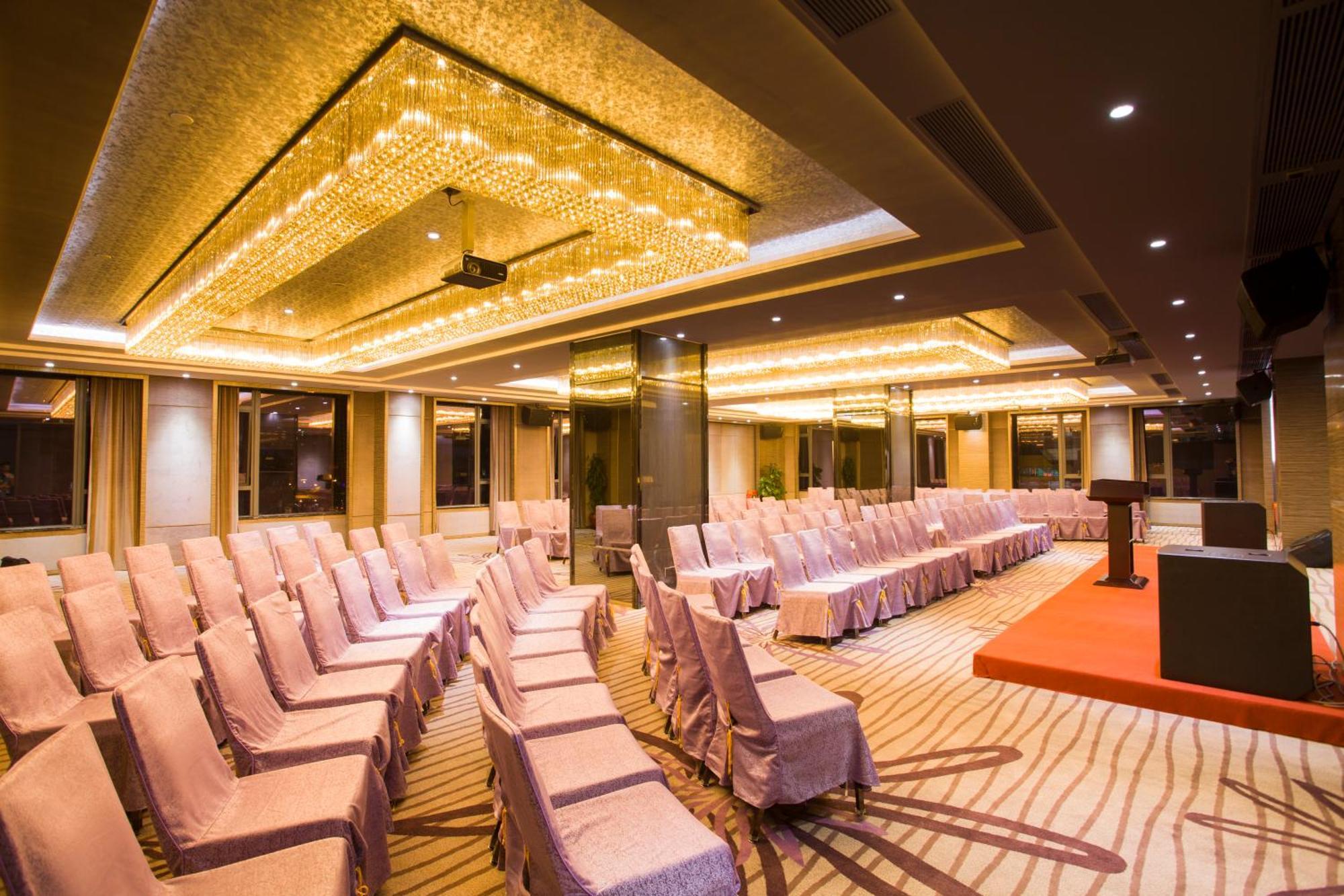 La Perle International Hotel - Free Shuttle Between Hotel And Exhibition Center During Canton Fair & Exhibitor Registration Counter Exteriér fotografie