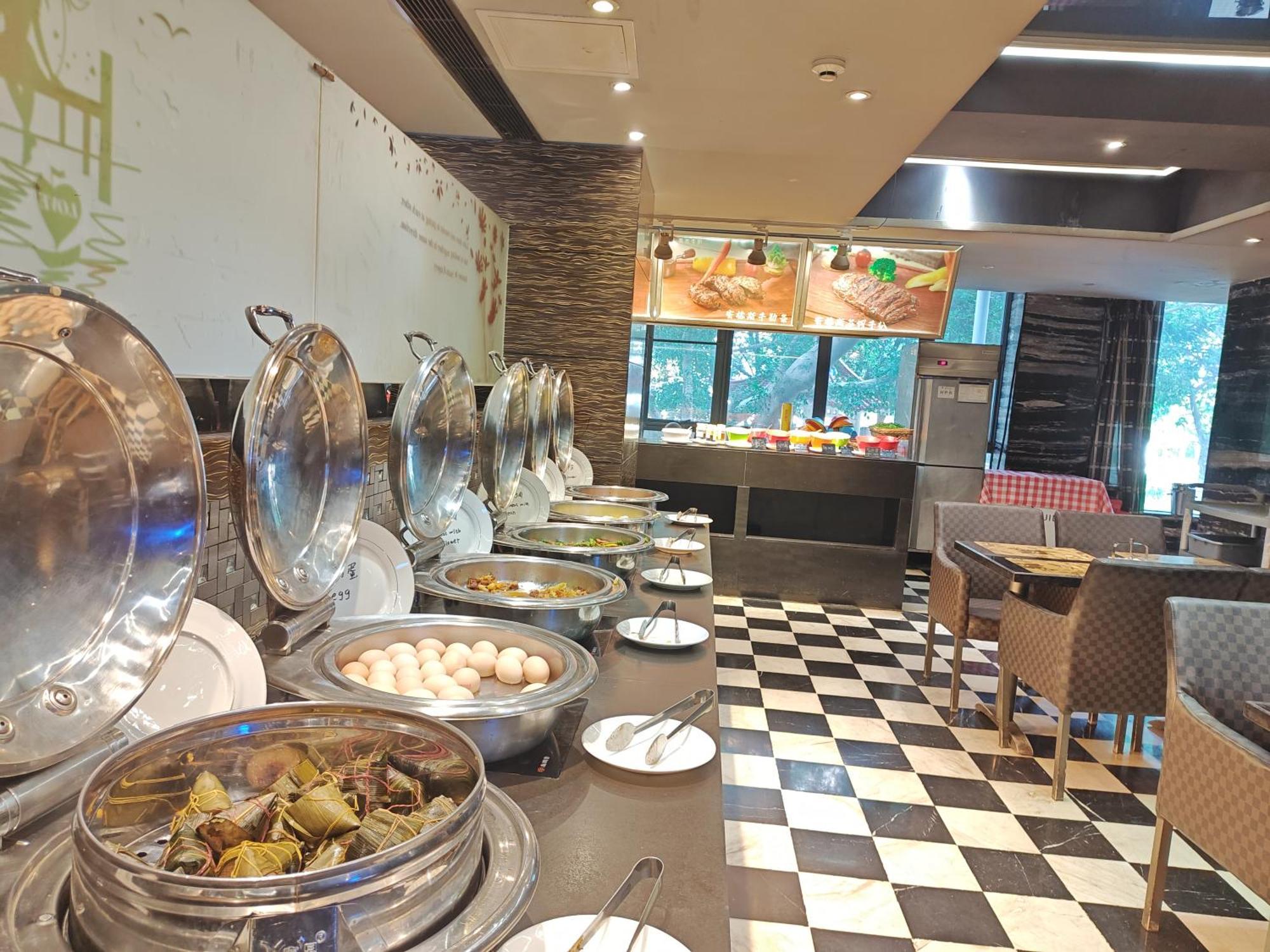La Perle International Hotel - Free Shuttle Between Hotel And Exhibition Center During Canton Fair & Exhibitor Registration Counter Exteriér fotografie